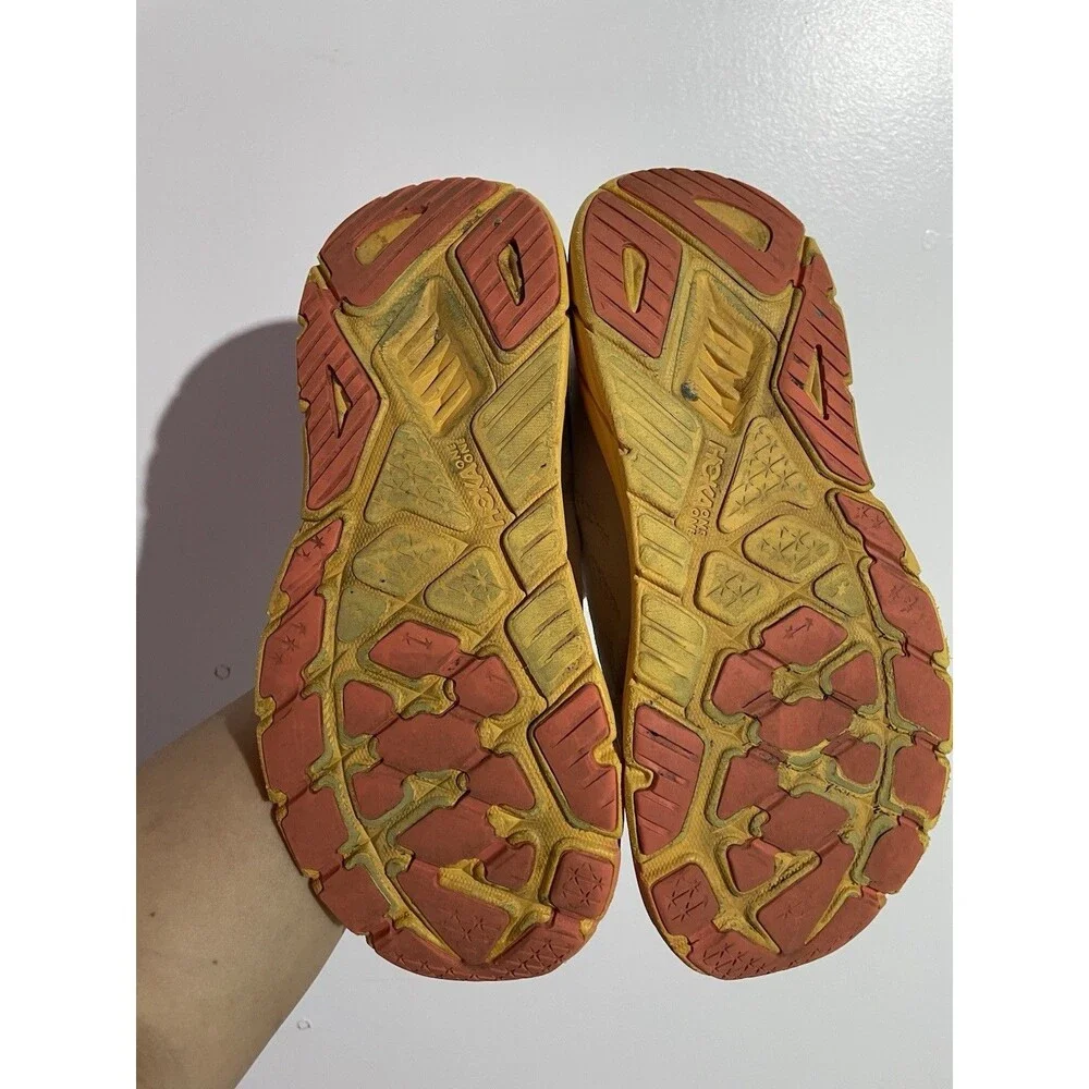 Hoka One One Arahi 6 Running Shoes Womens 9B Orange‎ Athletic Workout Sneakers